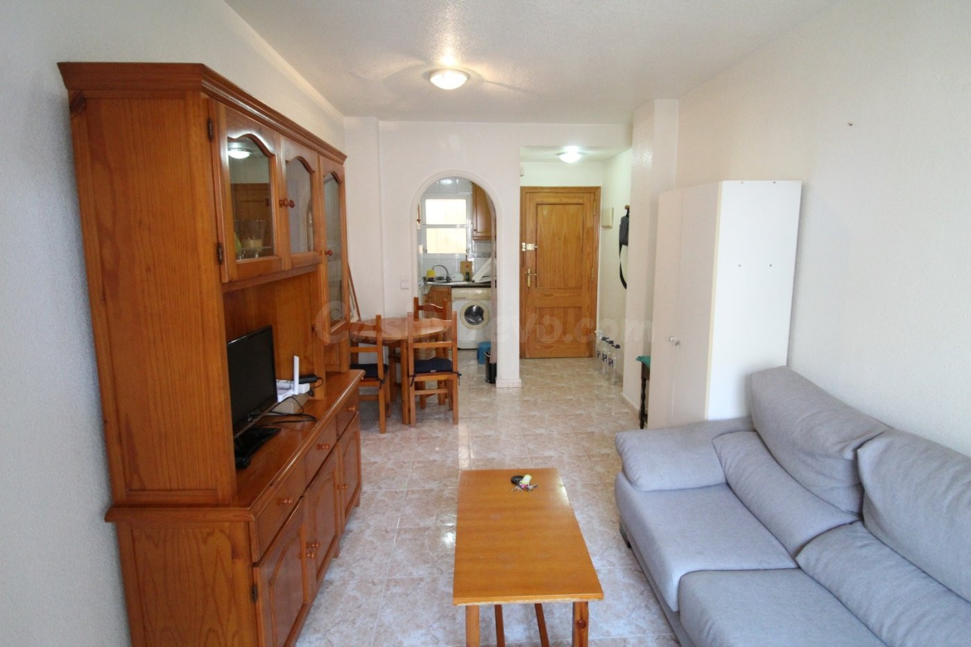 Ref. 7111 Apartamento con 1 dormitorio para larga duración en Torrevieja