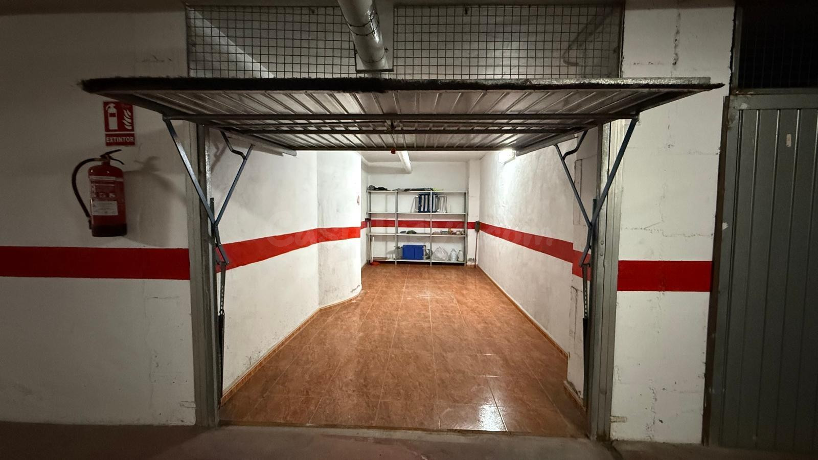 Garaje en venta, calle ALMUDENA
