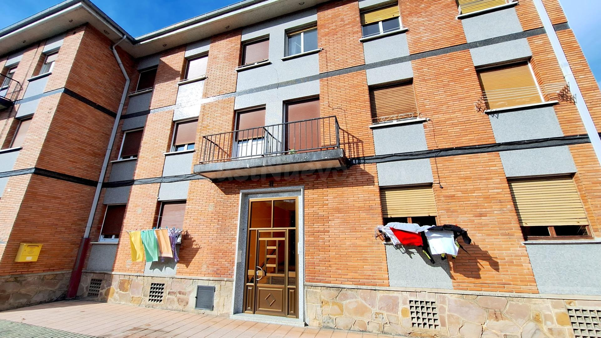 Apartamento 3 habitaciones 66m² en venta - La Felguera - foto 2
