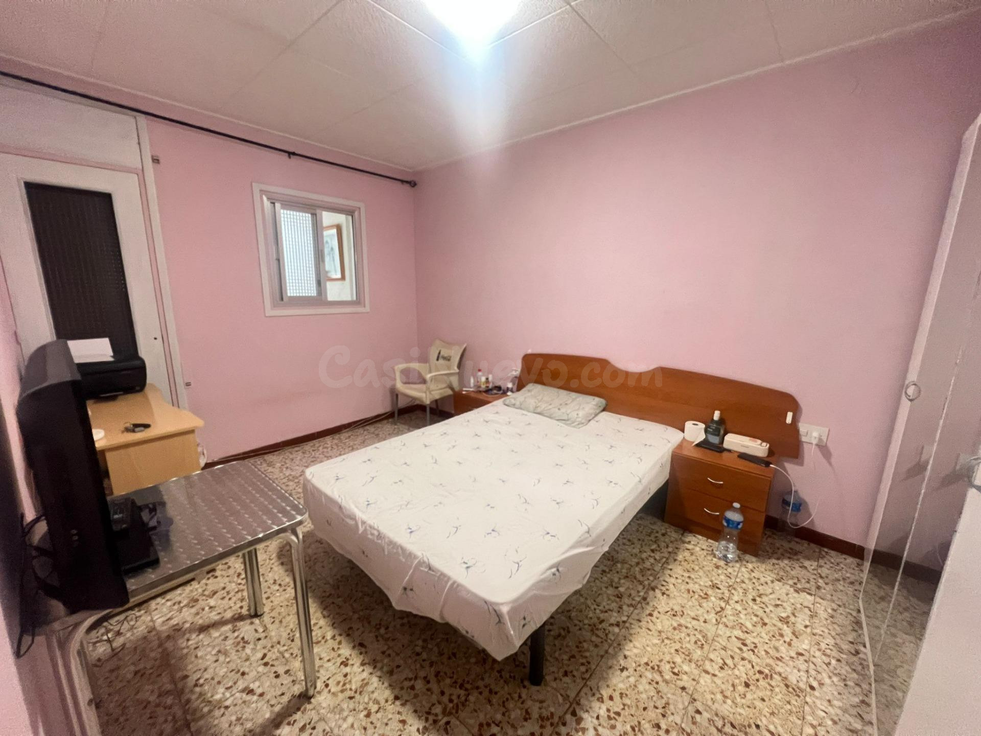 Amplio Apartamento con Terraza Privada en La Llàntia, Mataró - foto 5