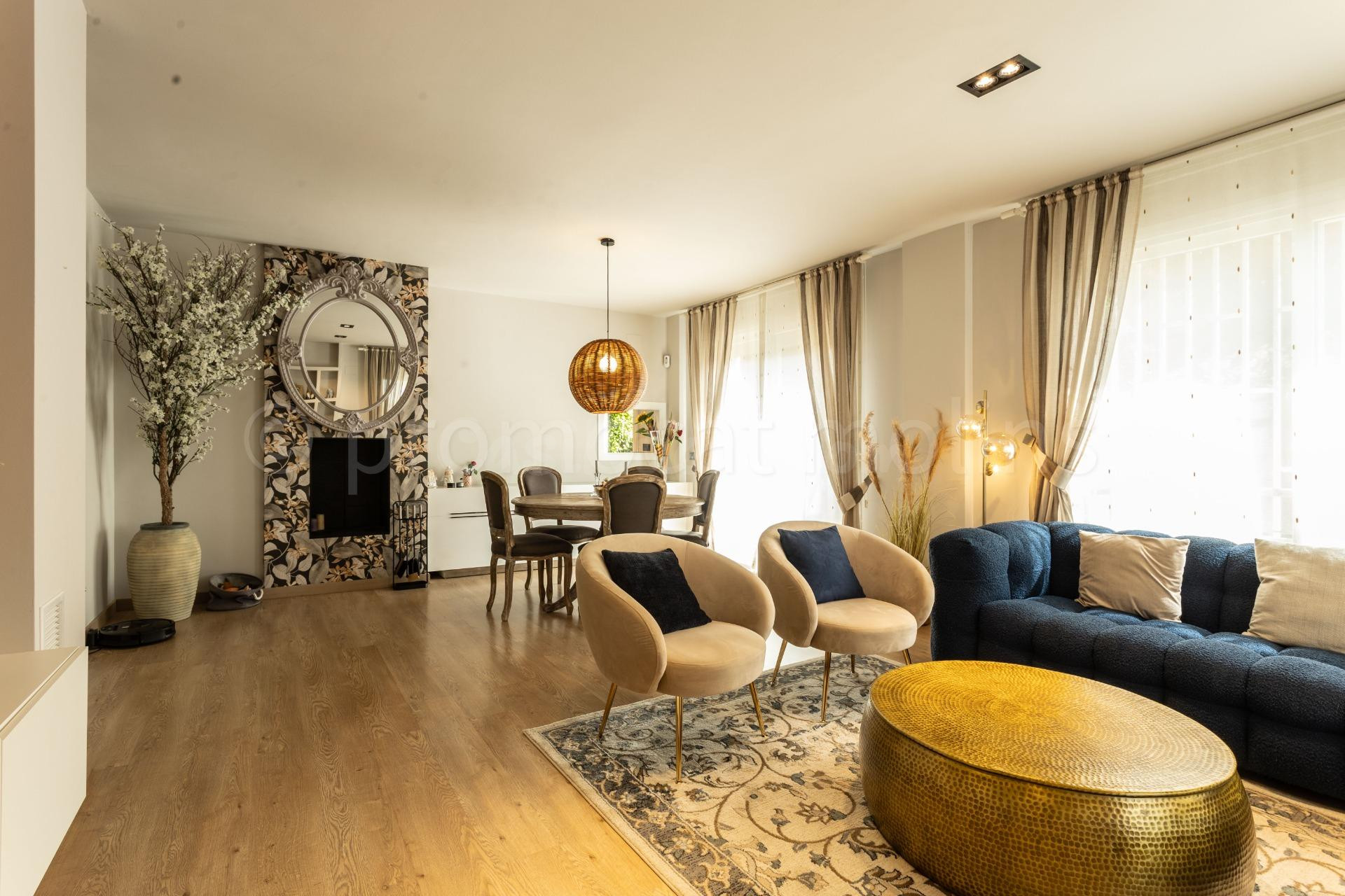 Casa a cuatro vientos con piscina, jardín y zona wellness en El Trull – El Papiol