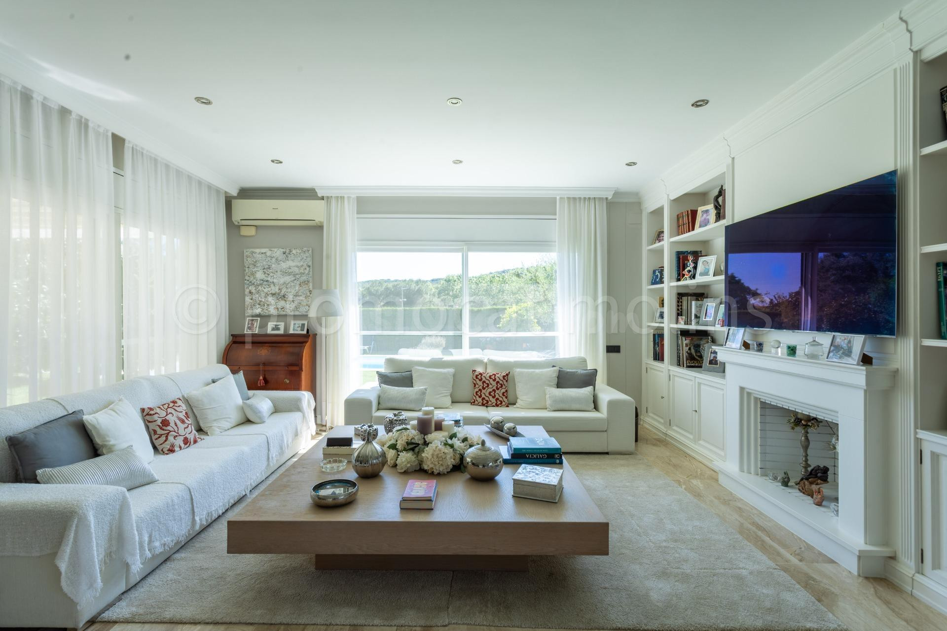 Espectacular casa con piscina privada y máxima privacidad en - foto 4