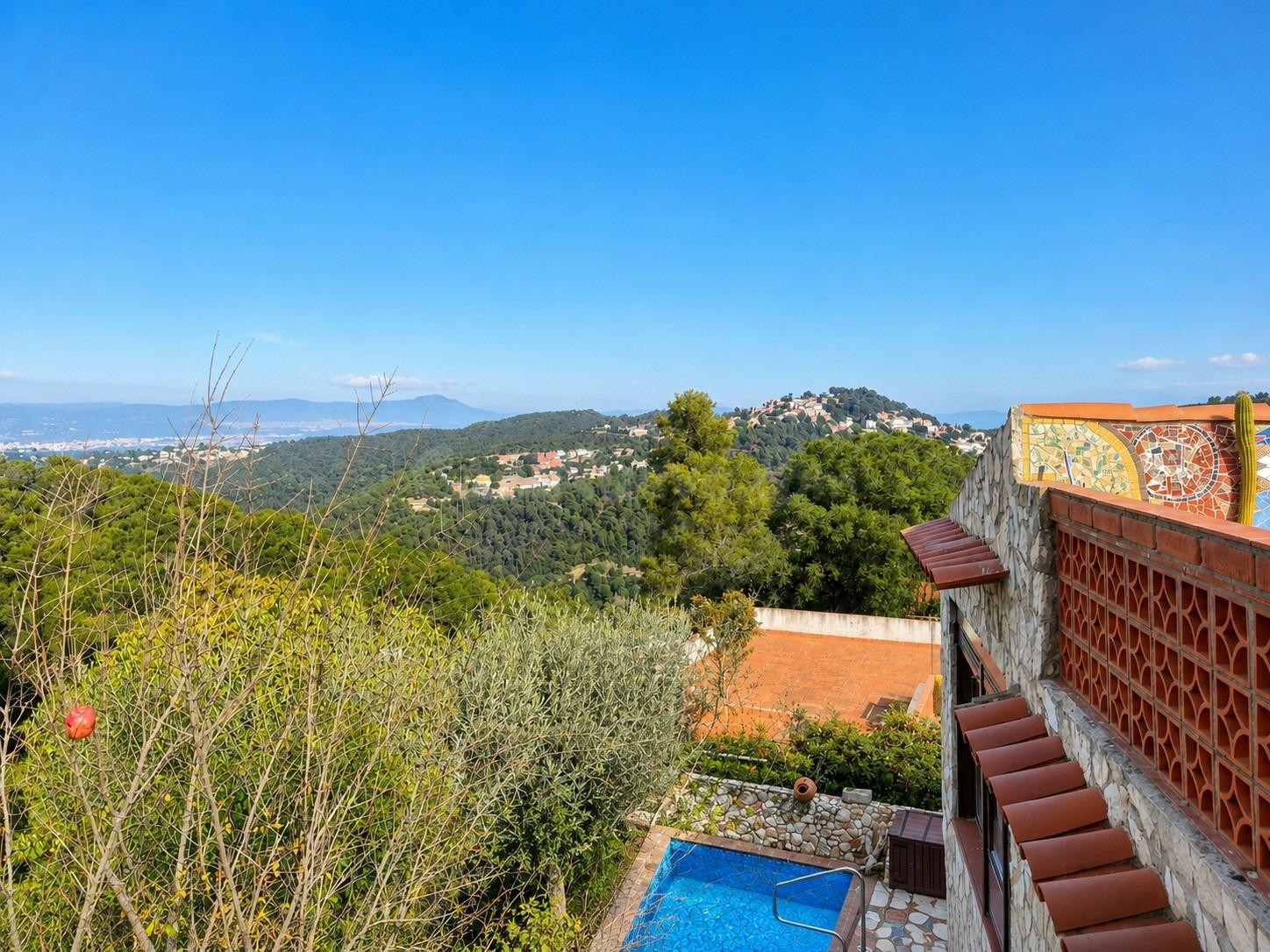 OPORTUNIDAD DE INVERSIÓN: VENTA de la NUDA PROPIEDAD - CASA EN MAS GUIMBAU, VALLVIDRERA