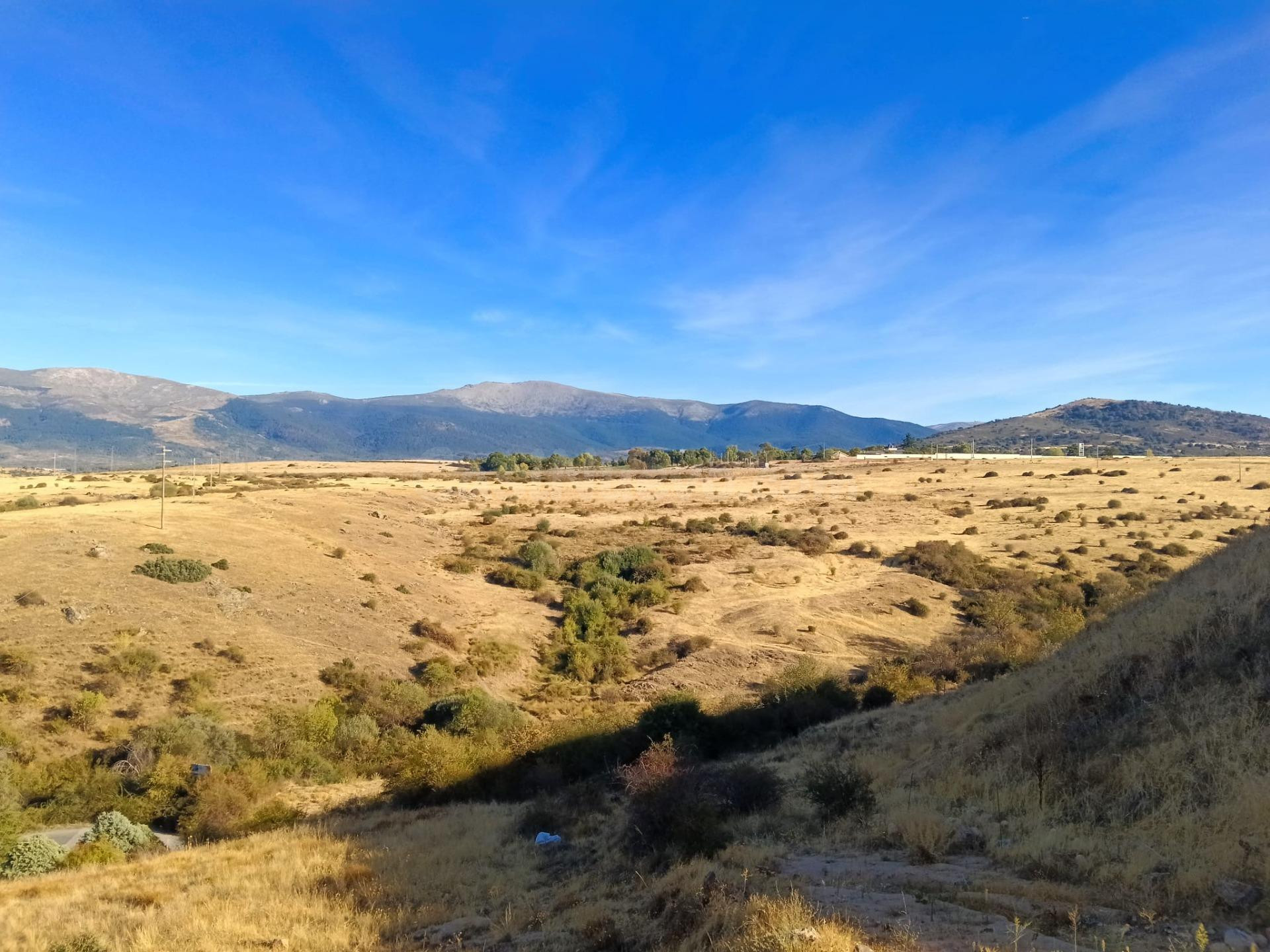 Parcela urbana de 1.005 m2 con espectaculares vistas a la Si - foto 2