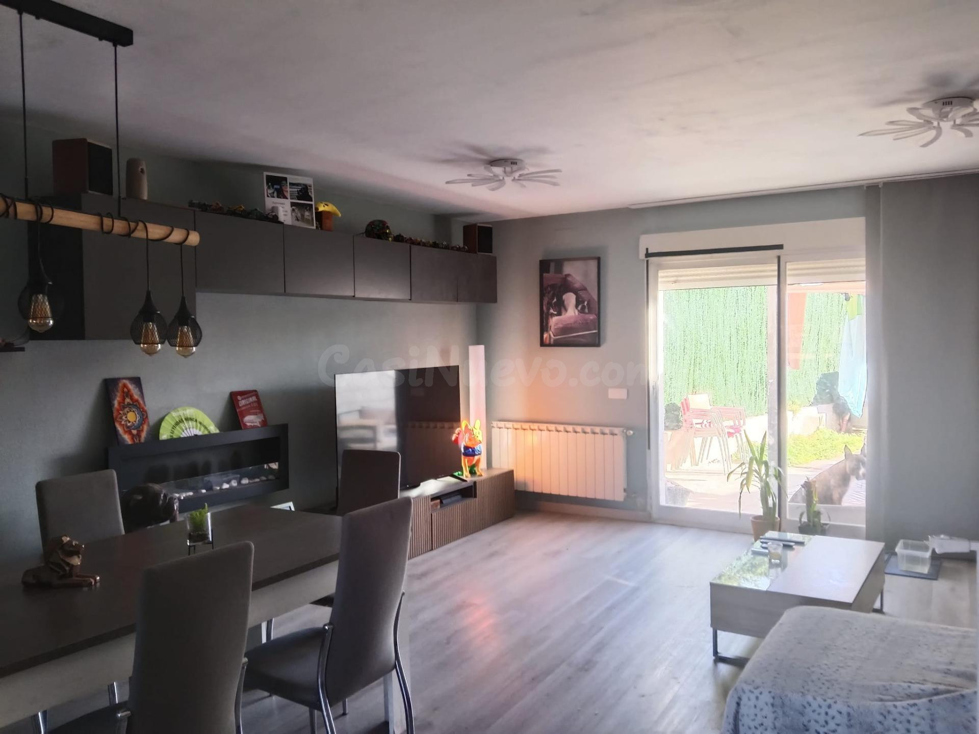 VENTA DE CHALET ADOSADO - foto 3