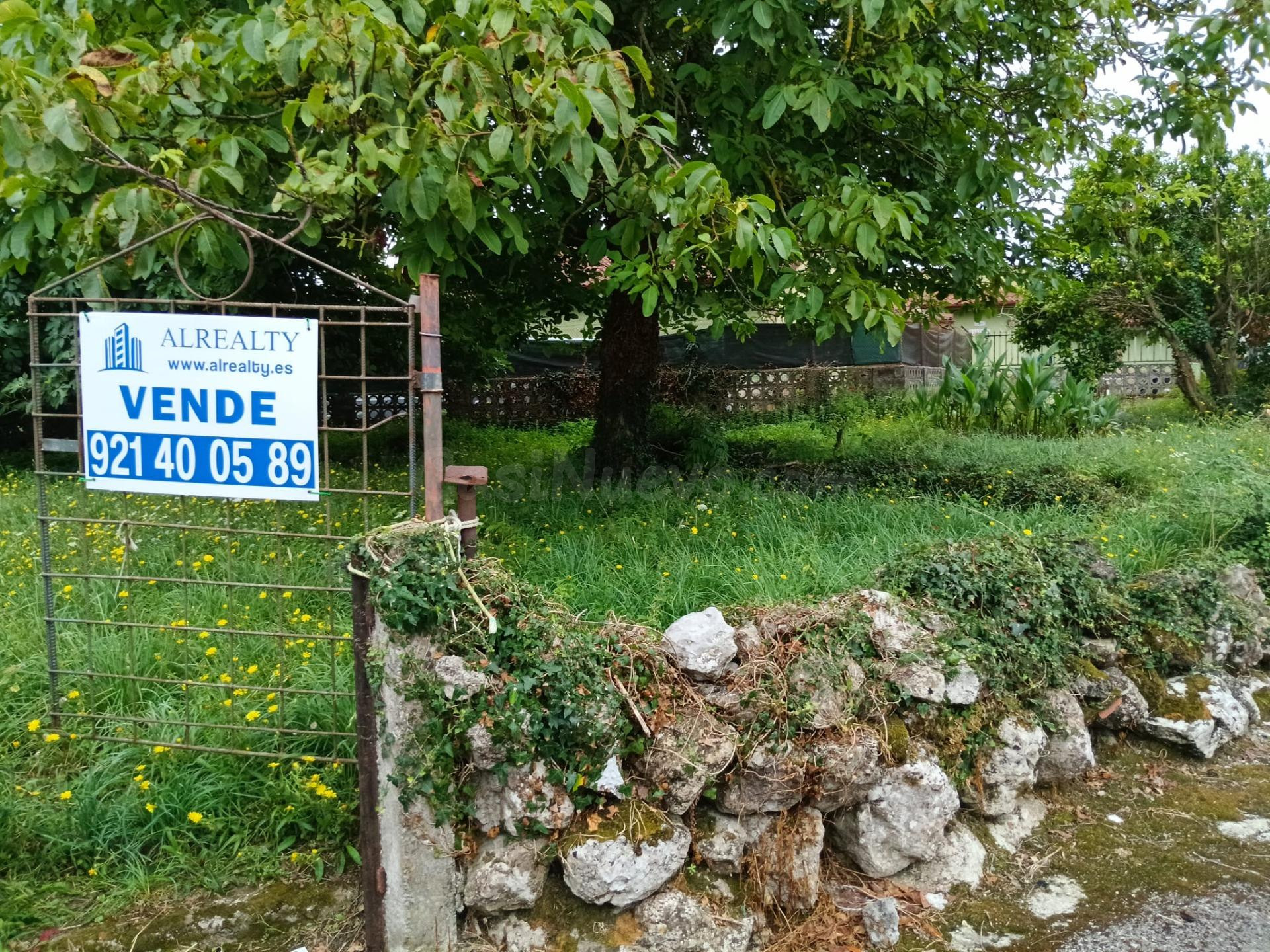 TERRENO URBANO EN ARGOÑO, COSTA CANTÁBRICA. - foto 2
