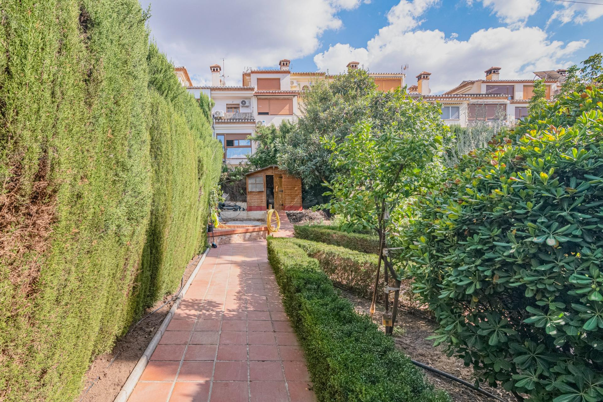 OPORTUNIDAD EN VENTA DE SOLAR URBANO EN BARRIO MONACHIL PARA CONSTRUIRTE TU NUEVA CASA O PARCELA DE RECREO