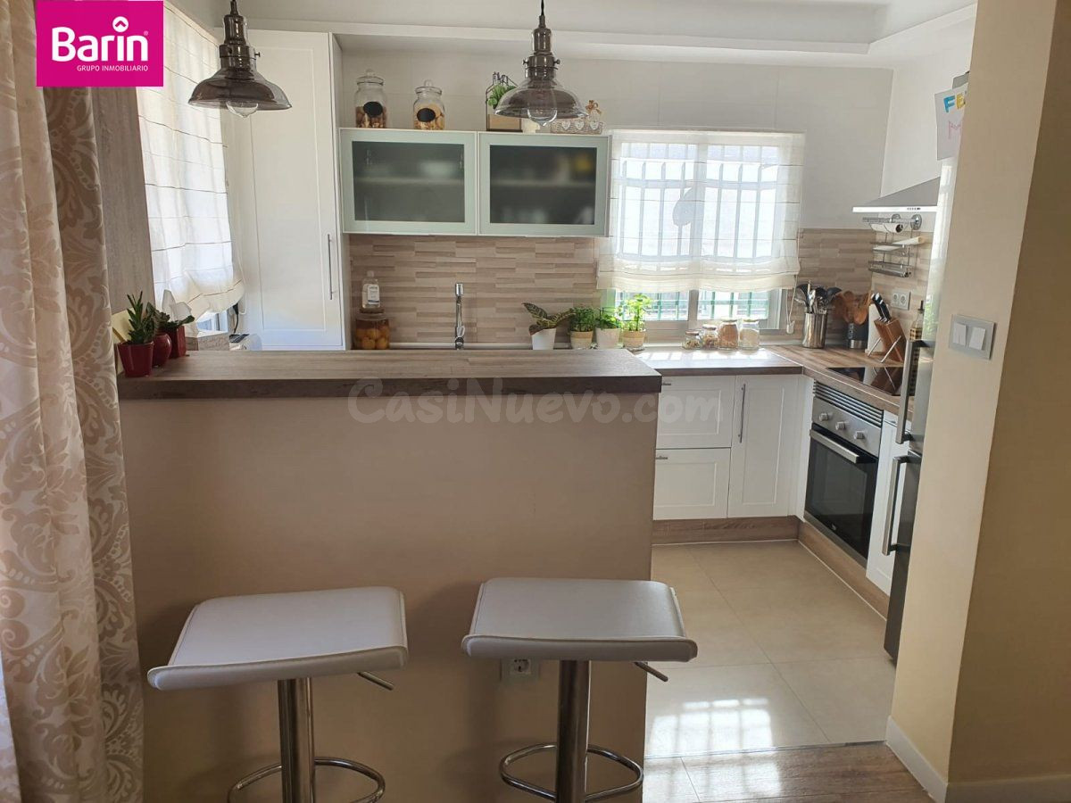 PRECIOSA CASA EN CUEVAS BAJAS!!!! - foto 5