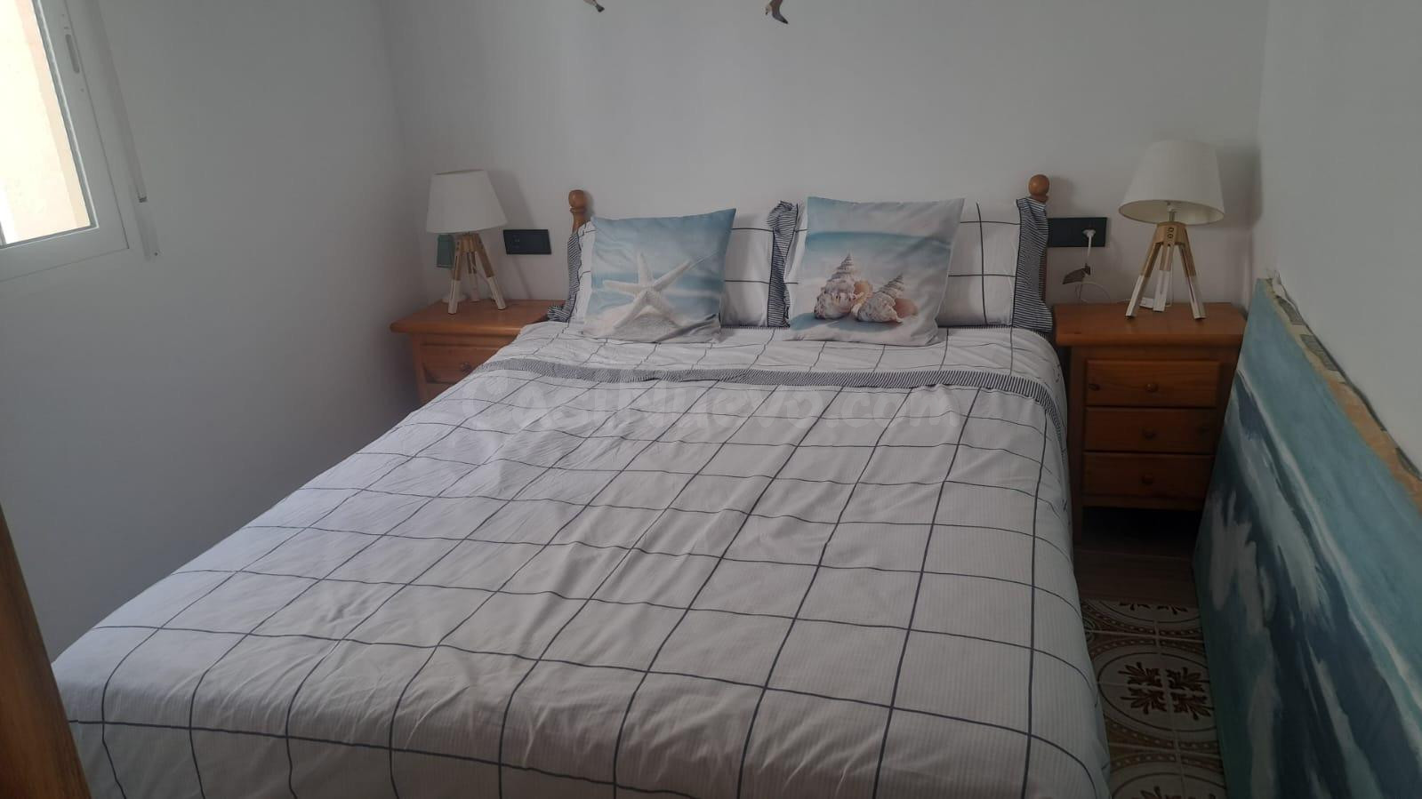 Amplio Piso en Alquiler en Santa Pola - Zona Santiago Bernab - foto 4