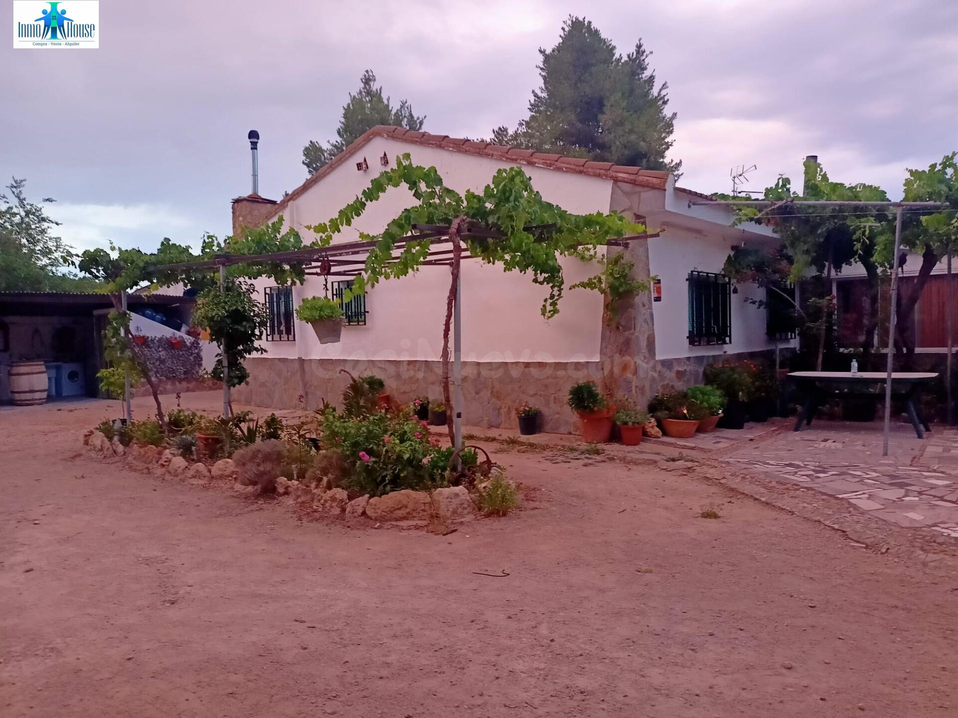 SE VENDE GRAN PARCELA - CASAS VIEJAS - foto 2