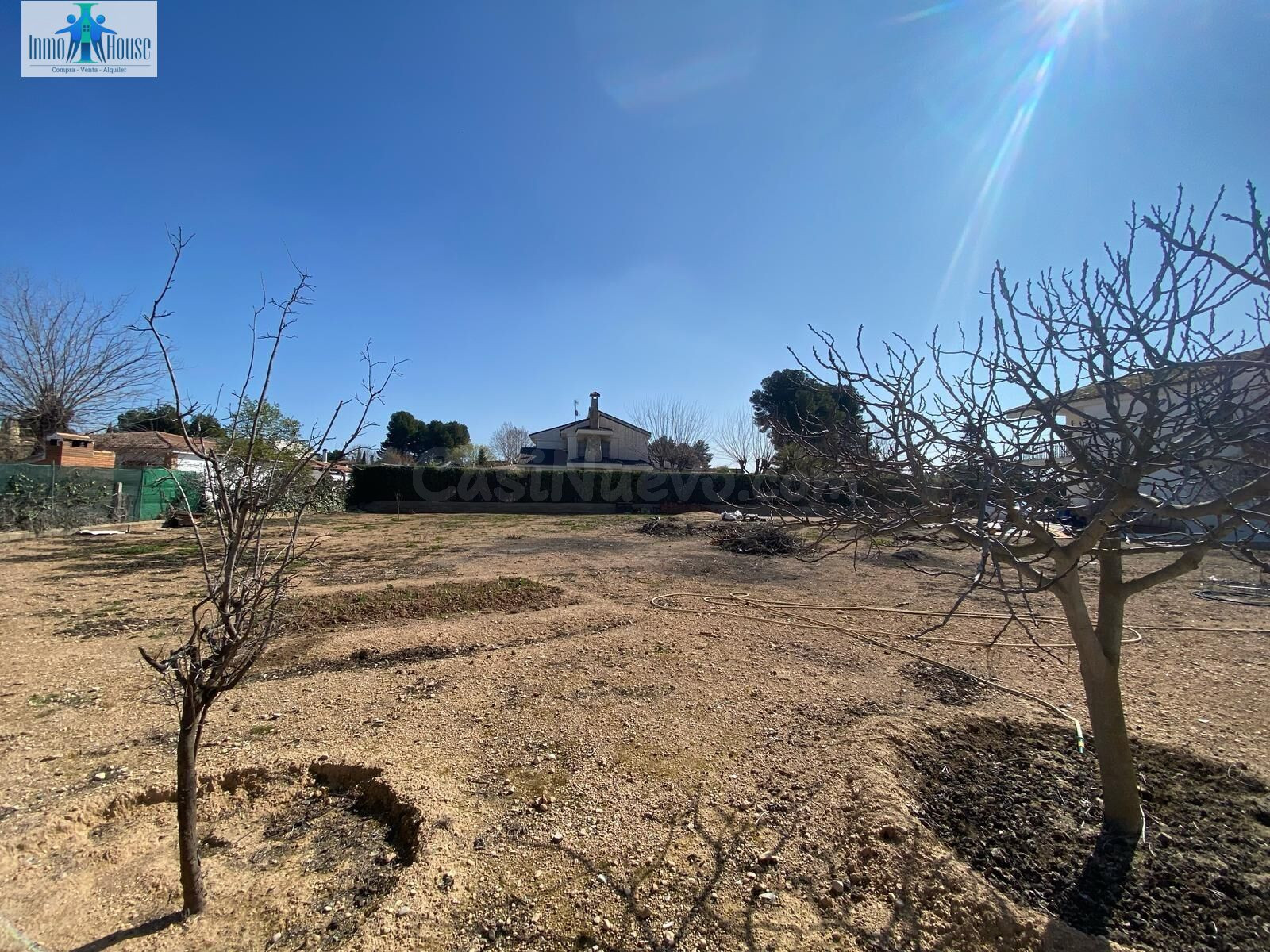 INMOHOUSE VENDE TERRENO URBANO EN URBANIZACIÓN  EL PLANTÍO - foto 4
