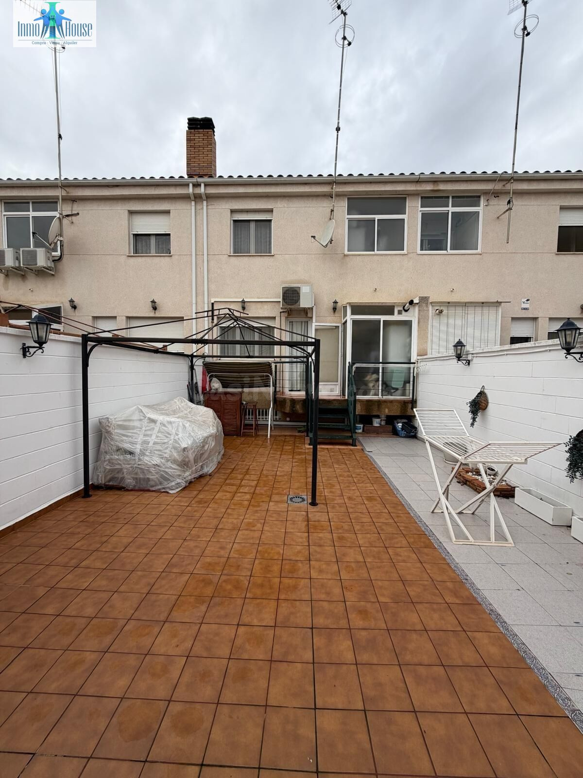 ADOSADO EN VENTA ZONA CAMPUS - foto 3