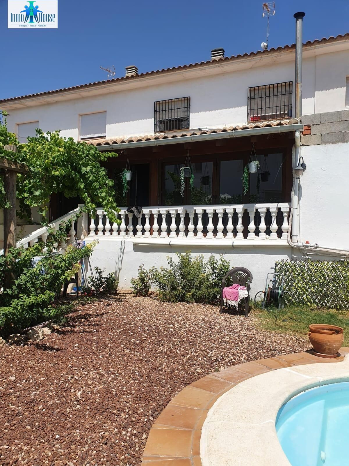 INMOHOUSE VENDE CHALET CON PISCINA EN MOTILLEJA - foto 4