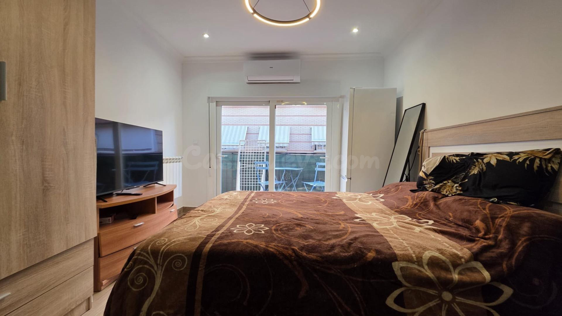 Gran Oportunidad en Carolinas, Alicante | 3 Dormitorios, Balcón y Excelente Ubicación | 180.000 €