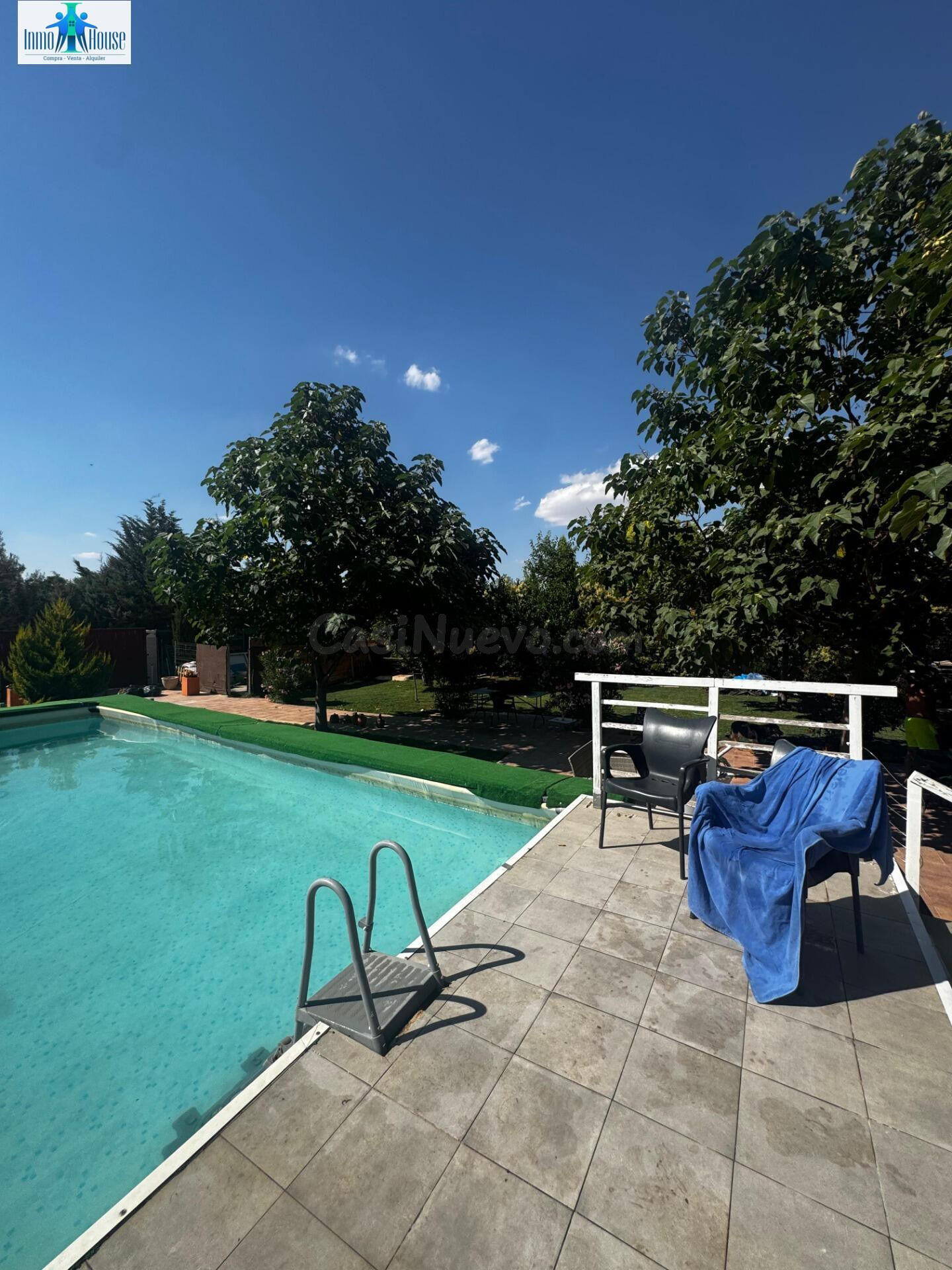 SE VENDE PARCELA - ZONA DE AGUAS NUEVAS - foto 2