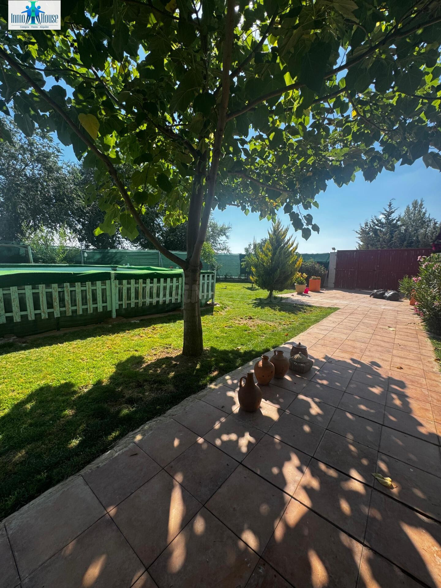 SE VENDE PARCELA - ZONA DE AGUAS NUEVAS - foto 4