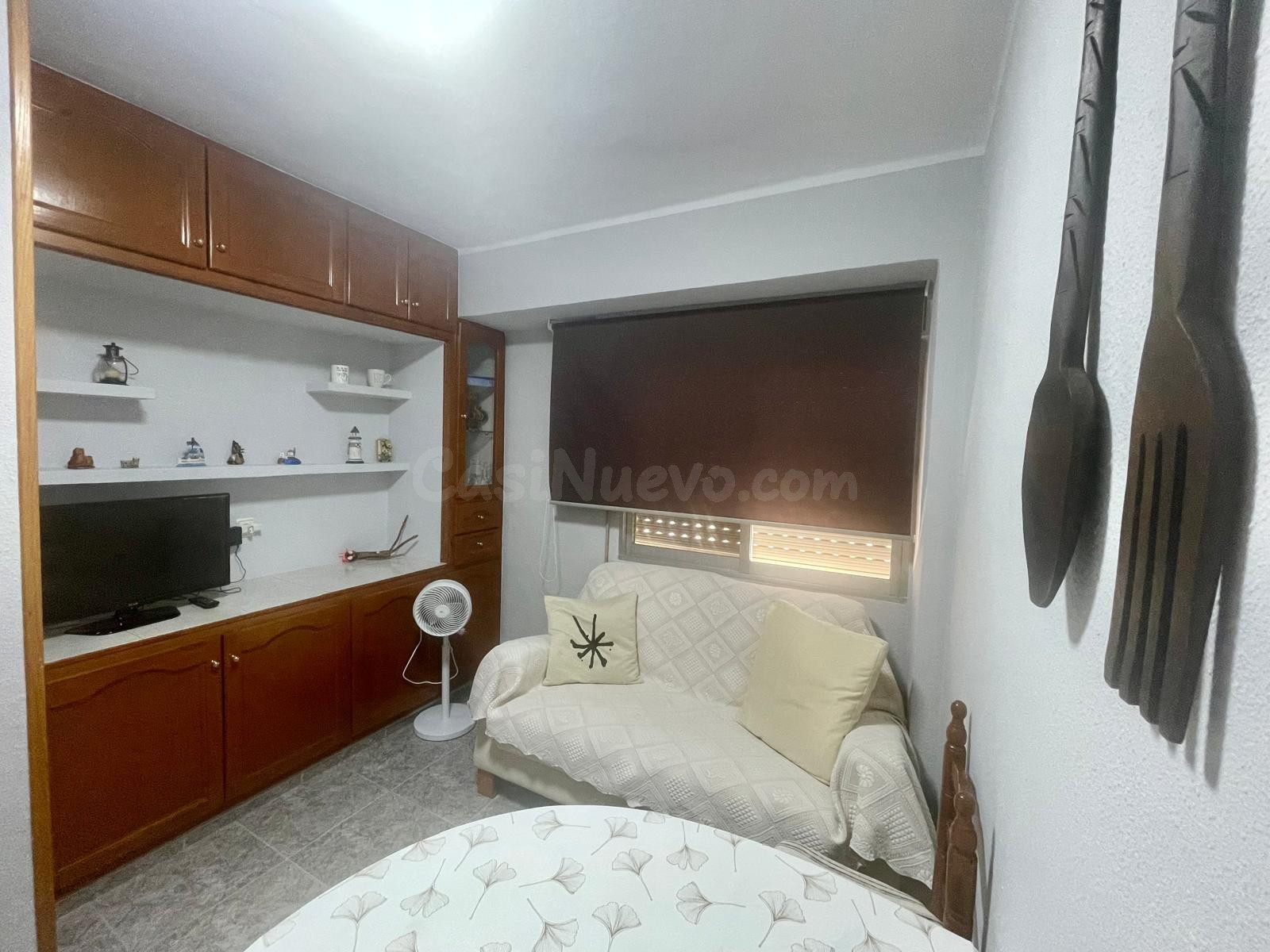 Amplio Apartamento en el Centro de La Ràpita - foto 2