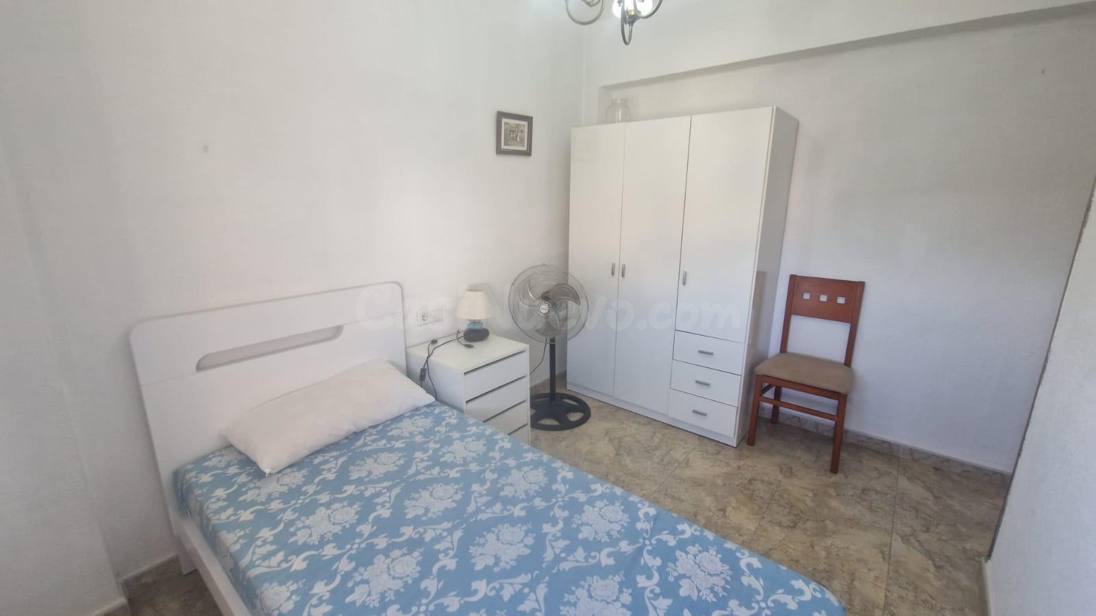 Amplio Piso en el Corazón de La Ràpita por solo €108,000 - foto 4