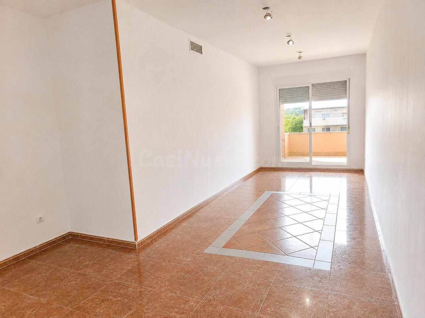 Piso en Valletes, Amposta - Ideal para Entrar a Vivir - Decora a tu gusto - foto 5