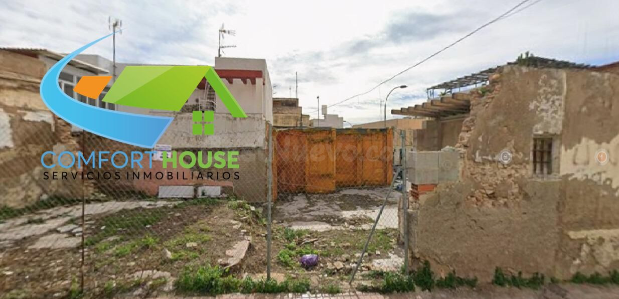 Oportunidad de Inversión: Terreno Construible con Proyecto Avanzado