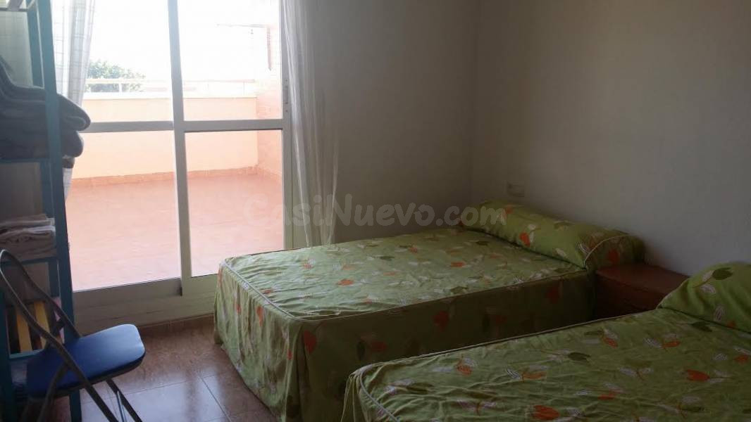 PRECIOSO ÁTICO EN LA CAÑADA, SOLO ESTUDIANTES O FUNCIONARIOS - foto 5