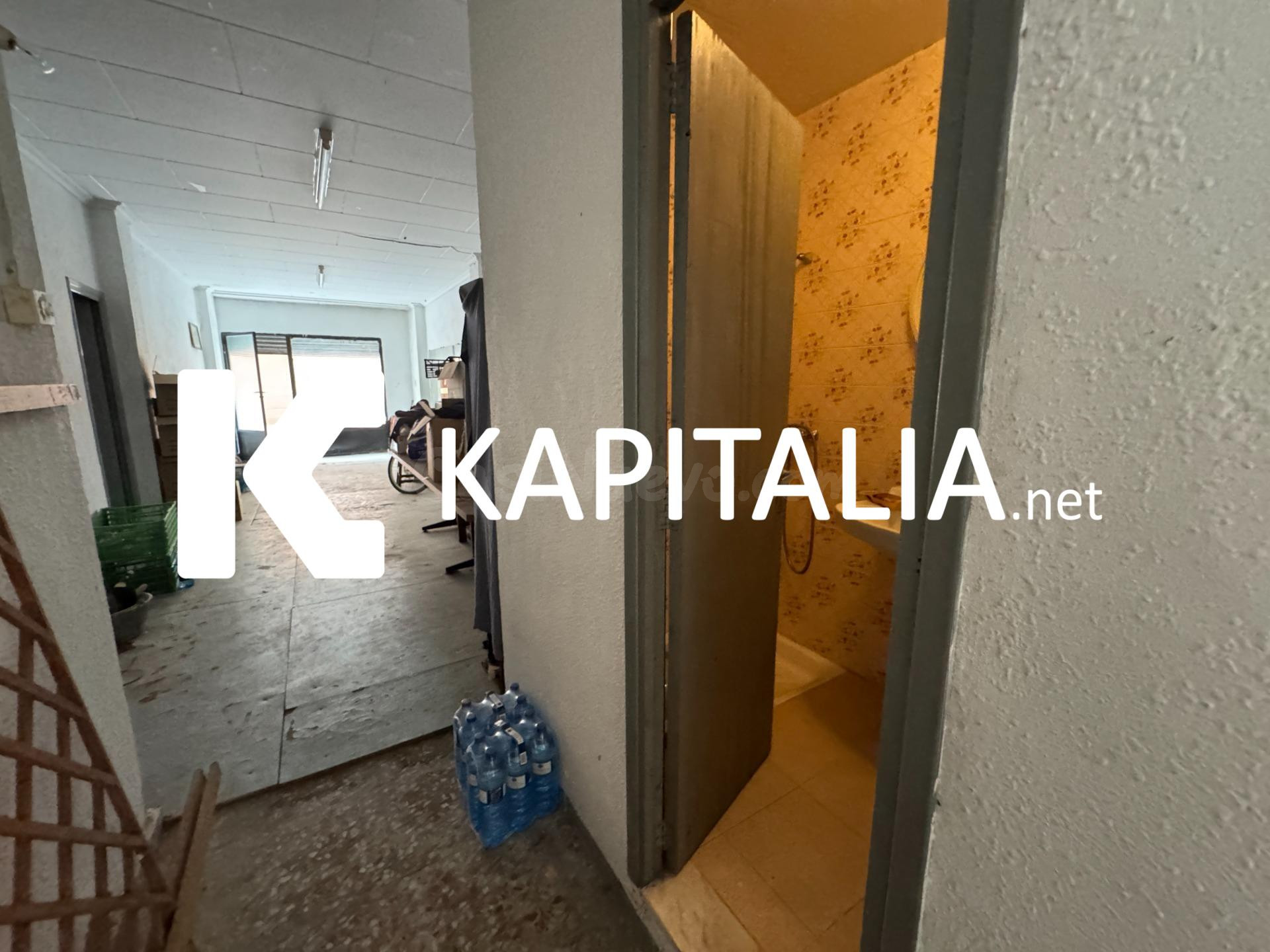 Local comercial a la venta en Ontinyent con posibilidad de v - foto 2