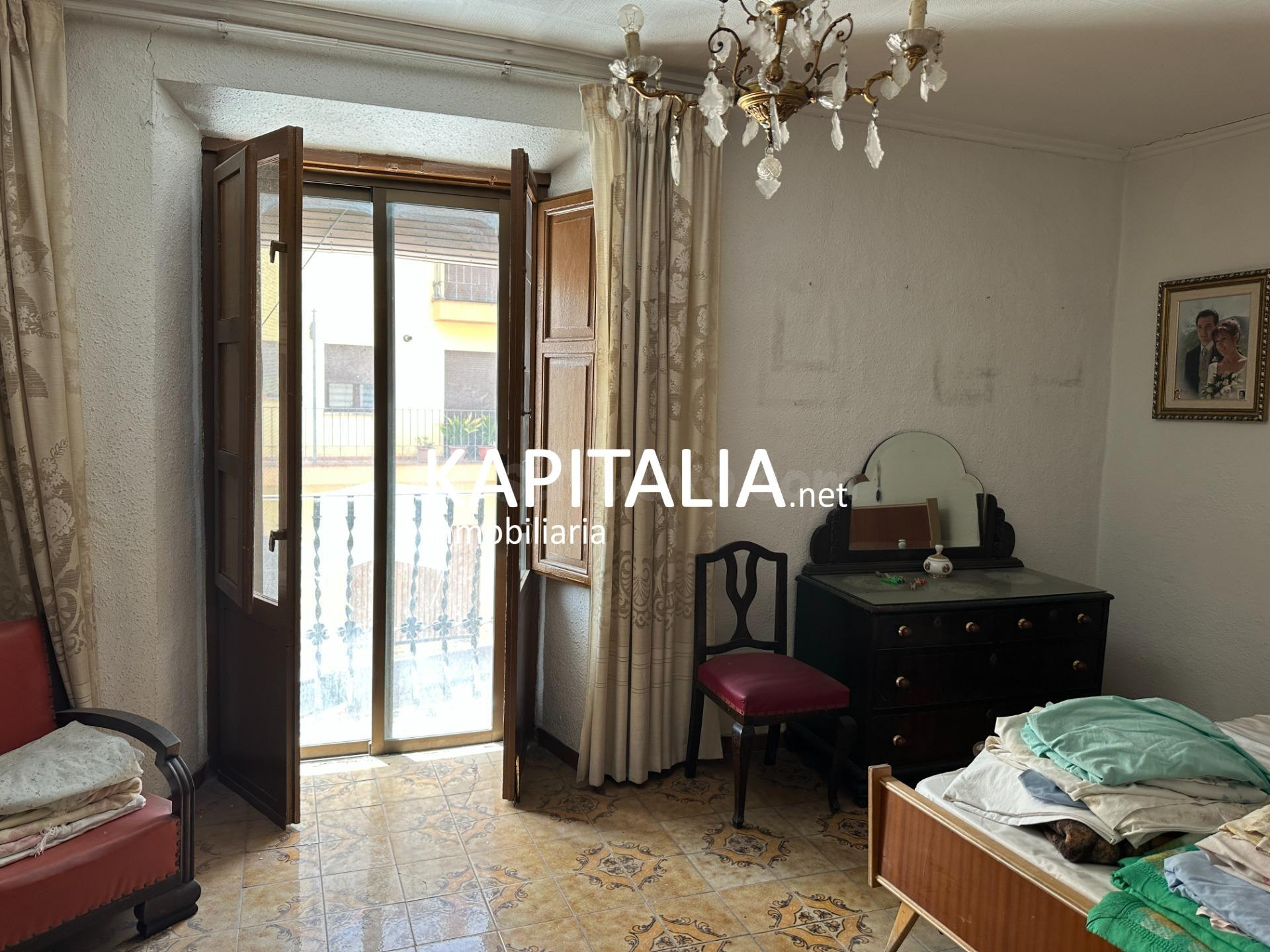 CASA A LA VENTA EN CENTRO DE BOCAIRENT - foto 2