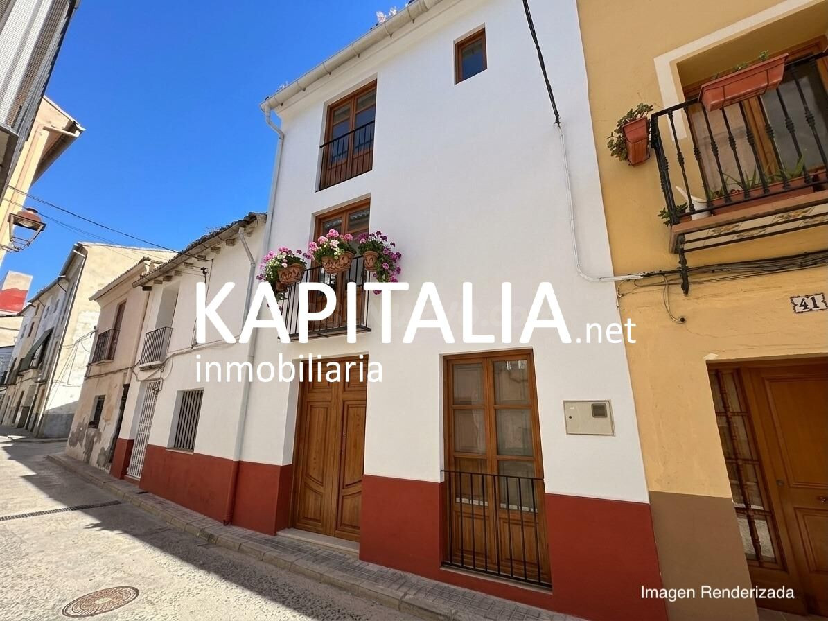Casa en VENTA en Xàtiva, Calle Fuente Trencada, ideal para r - foto 2