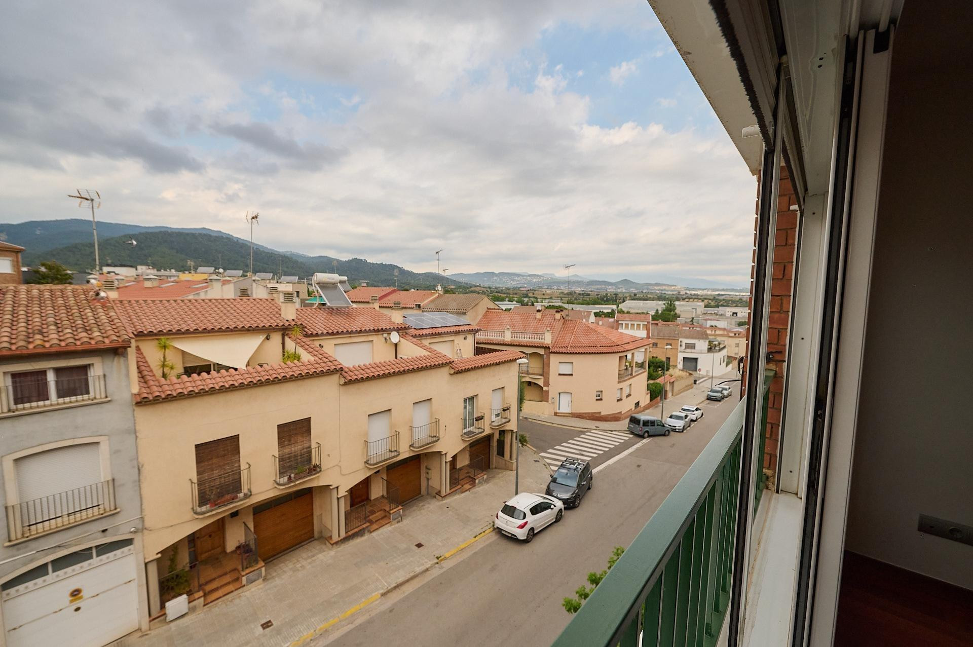 PISO DE 3 habitaciones EN CAN BAIXERES