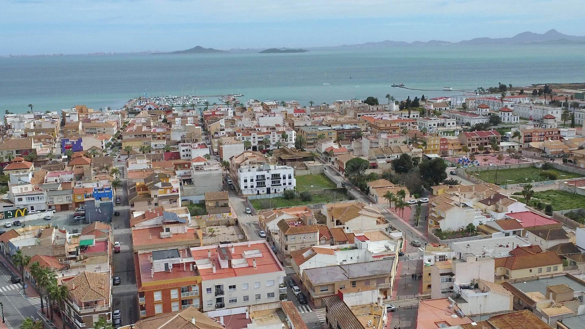 PARCELA  PARA APARTAMENTOS EN LOS ALCÁZARES - foto 4