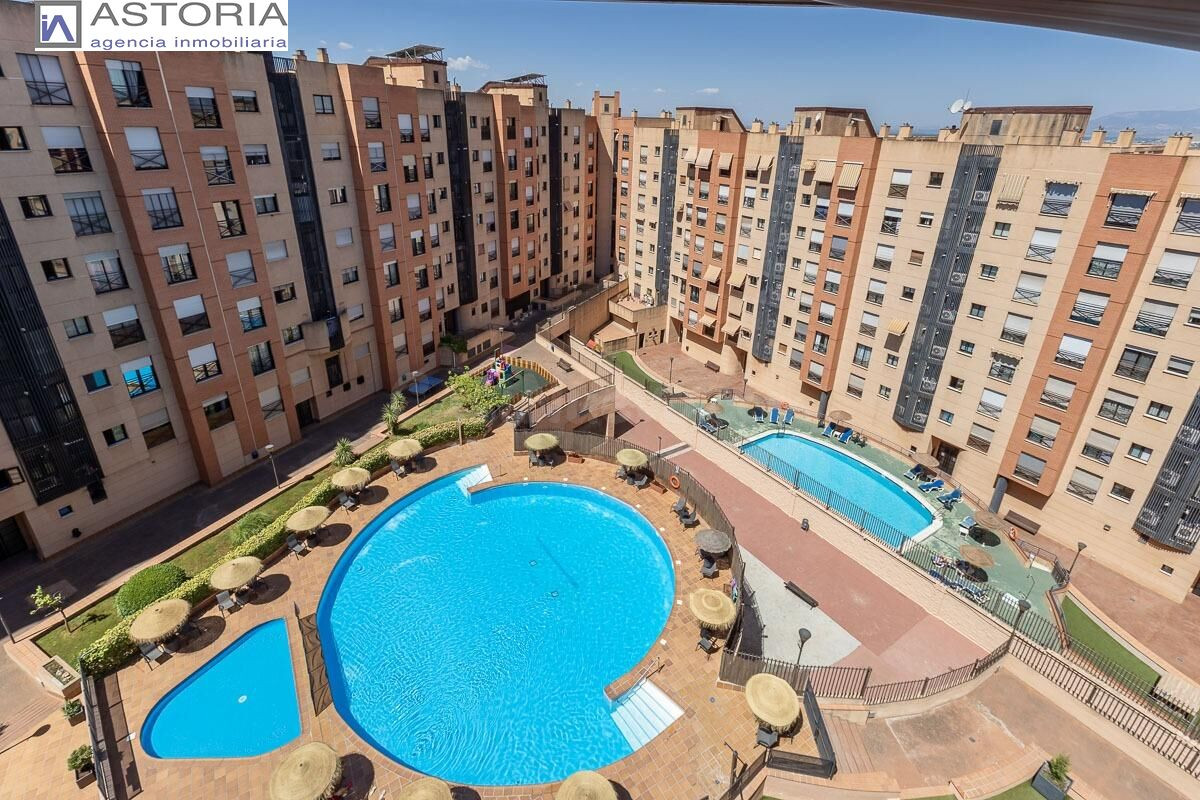 FANTASTICO PISO EN ROTONDA EUROPA