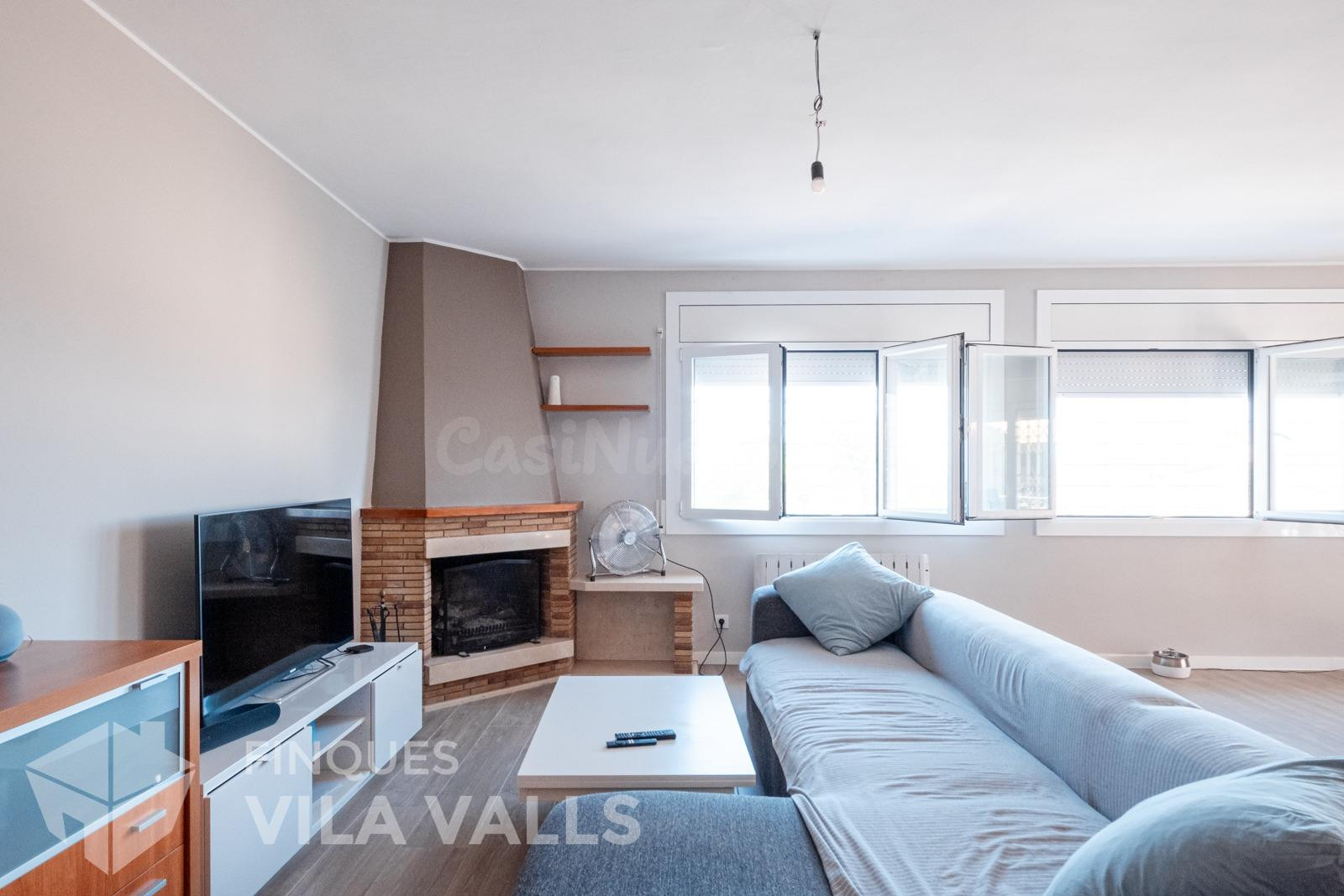 Casa a quatre vents amb gran terrassa i garatge per a 2 cotx - foto 5
