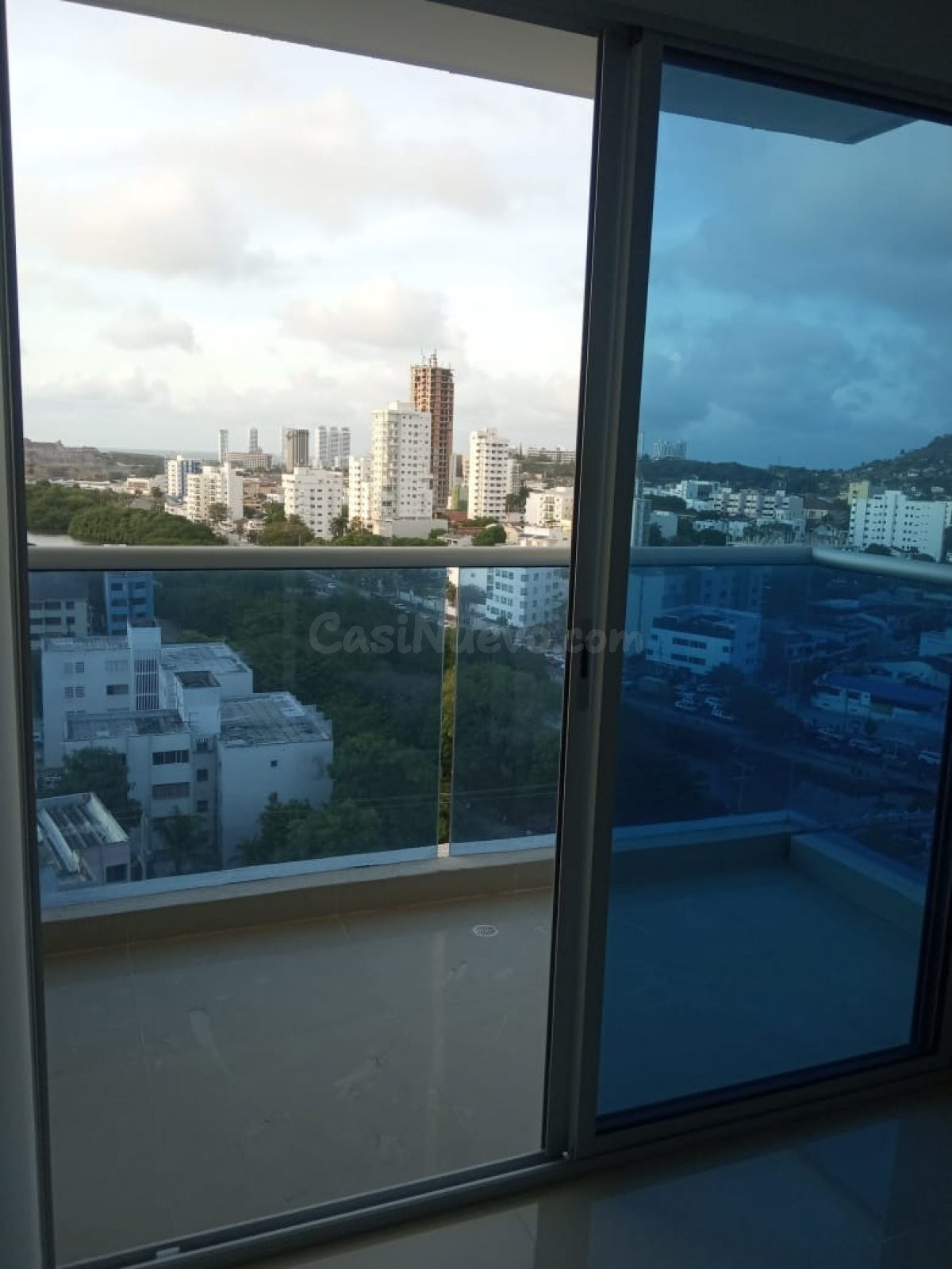 Vendo apartamento en barrio Manga