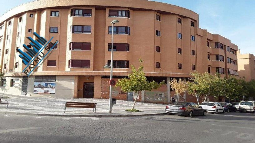 CONJUNTO DE 4 LOCALES COMERCIALES EN ARGANDA DEL REY (MADRID)