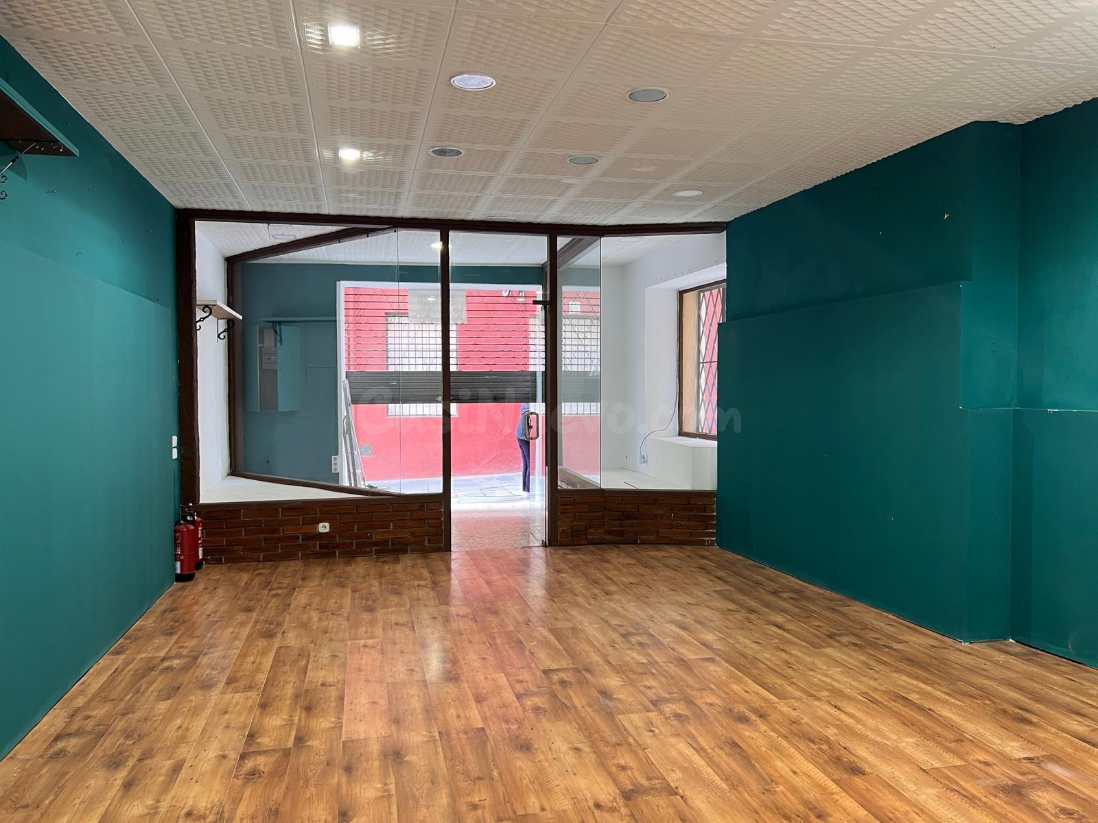 Alquiler de local comercial en el centro de Castelló d’Empúr - foto 5