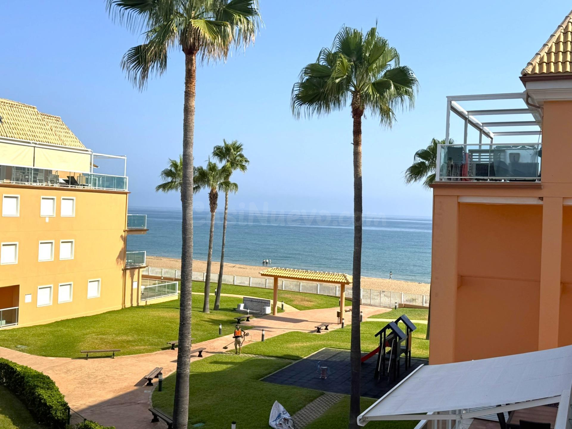FANTASTICO APARTAMENTO CON VISTAS AL MAR