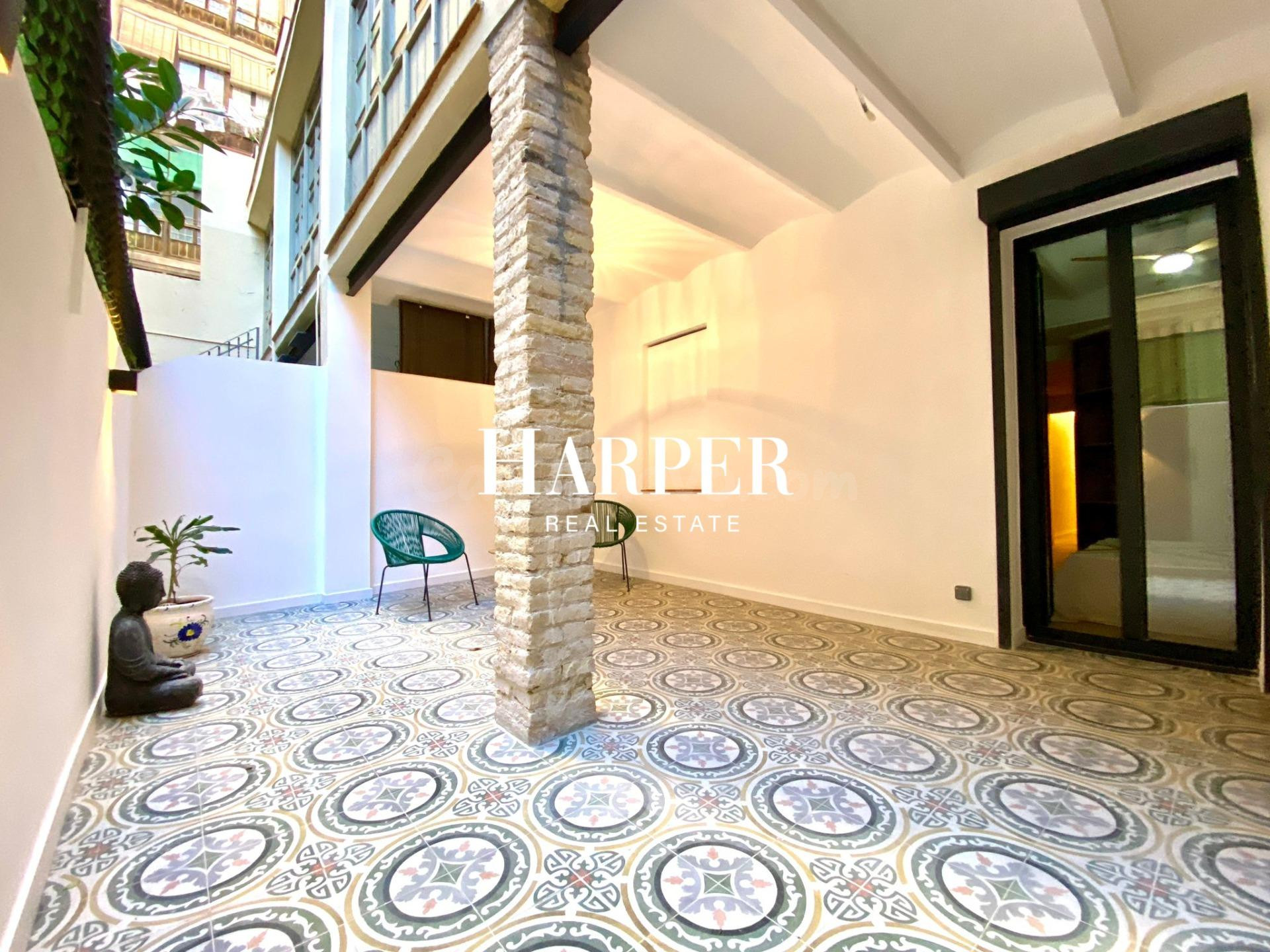 Piso totalmente reformado en Dreta de l'Eixample con 2hab y terraza