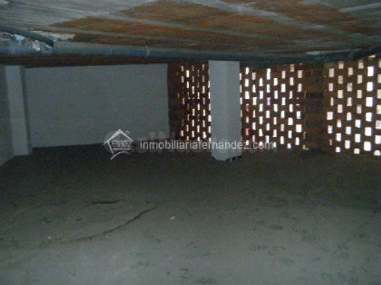 Local comercial 80m² en alquiler - COLON