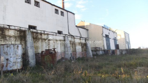 Nave industrial 4 habitaciones 1500m² en alquiler - ALDEA MORET