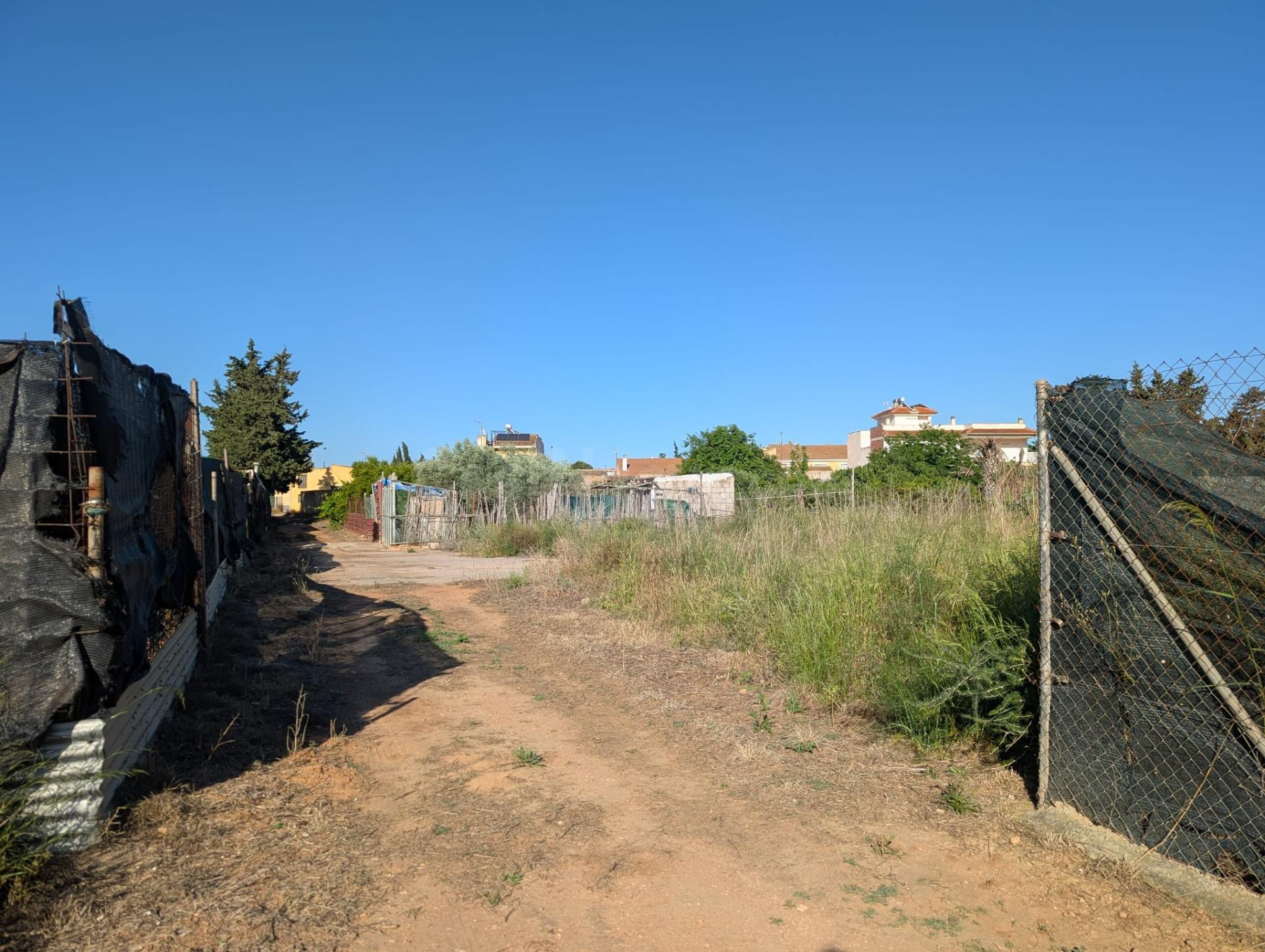 ¡Parcela en Venta de 1218 m2 en Los Camachos! - foto 4