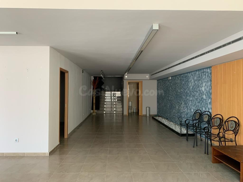 LOCAL COMERCIAL EN ALQUILER - foto 3