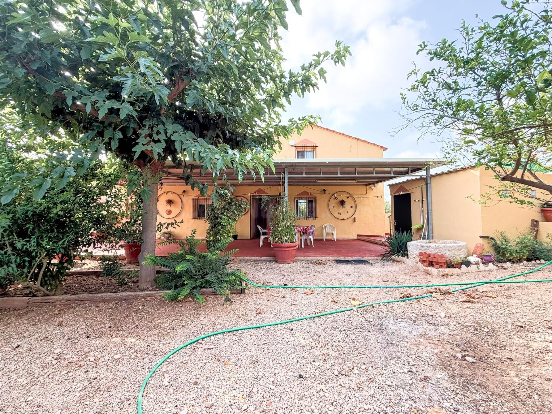 FANTASTICA MASIA CON PISCINA Y AMPLIA PARCELA EN VENTA - foto 2
