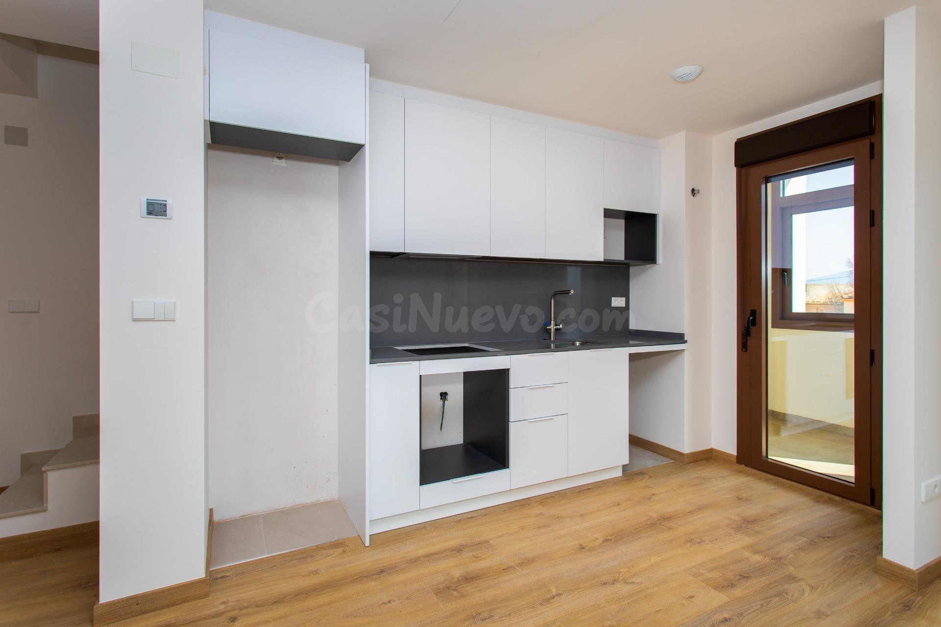 Excelente vivienda en primera planta con solarium en Hondón de las Nieves