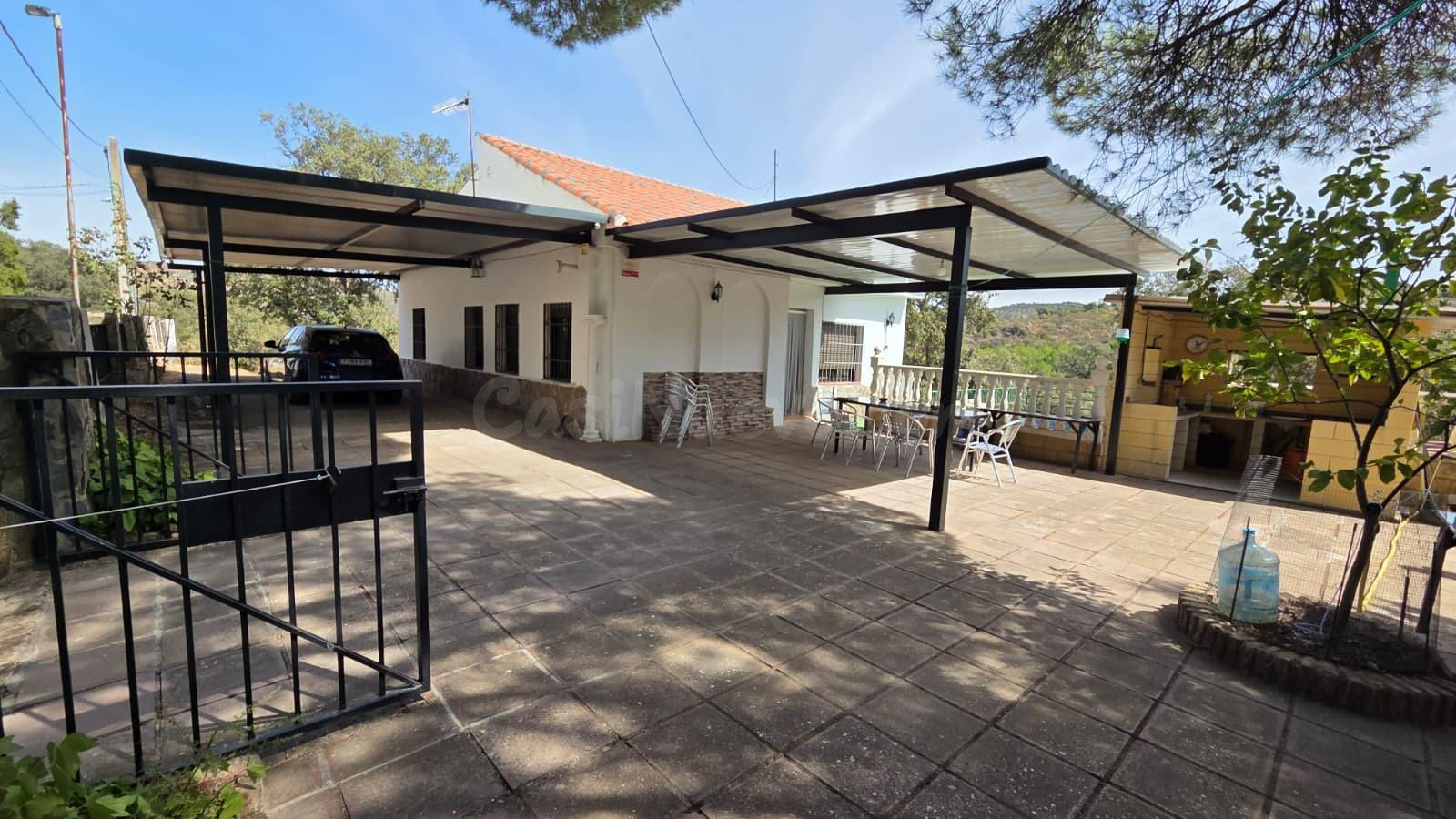 ¡¡ CASA NO HIPOTECABLE, CON TERRENO Y PISCINA EN VILLAHARTA!