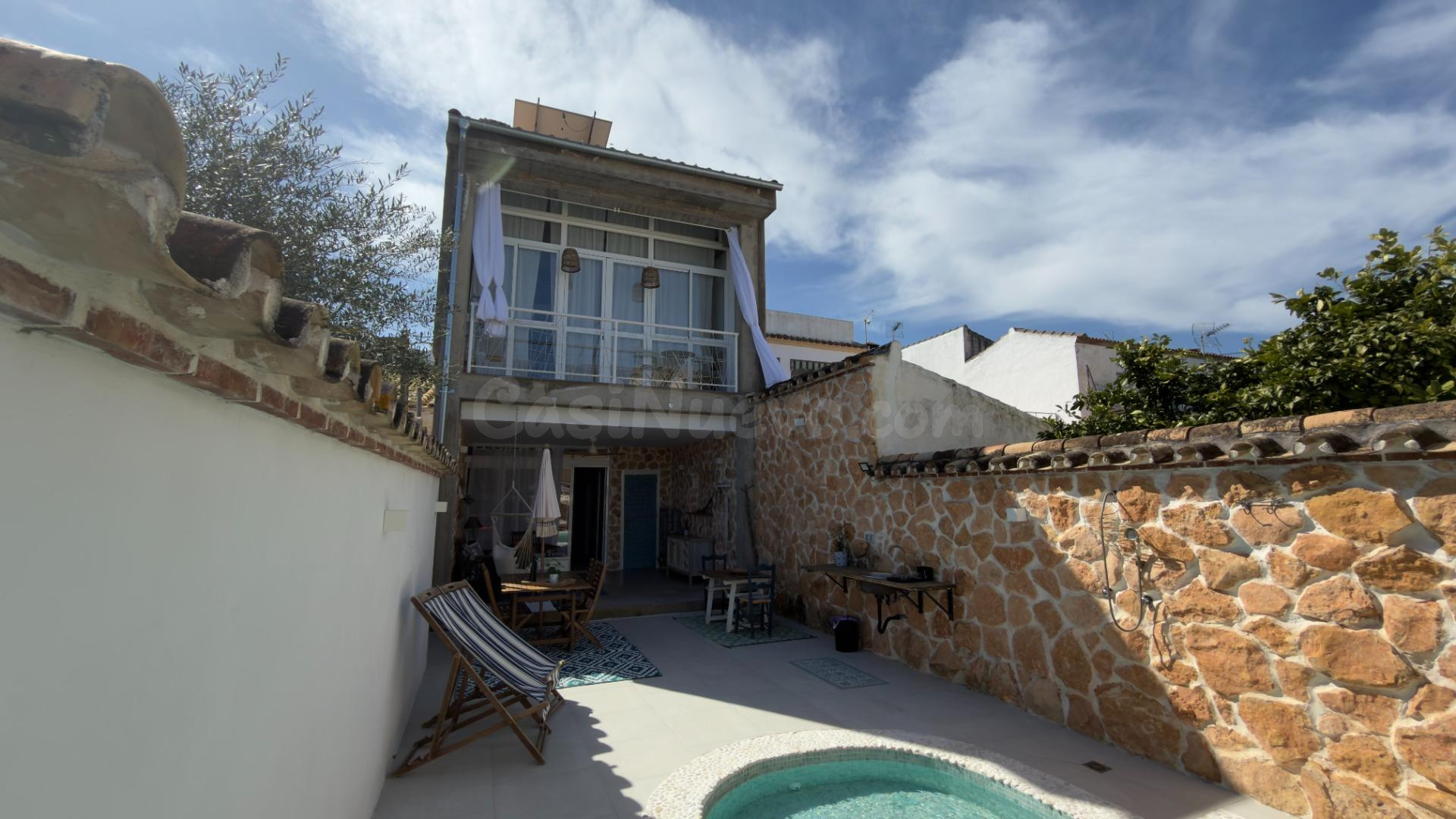¡¡ PRECIOSA CASA CON PISCINA SALADA CON VISTAS AL CASTILLO D - foto 2