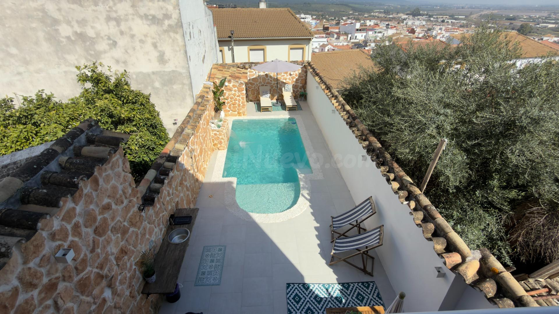 ¡¡ PRECIOSA CASA CON PISCINA SALADA CON VISTAS AL CASTILLO D - foto 3