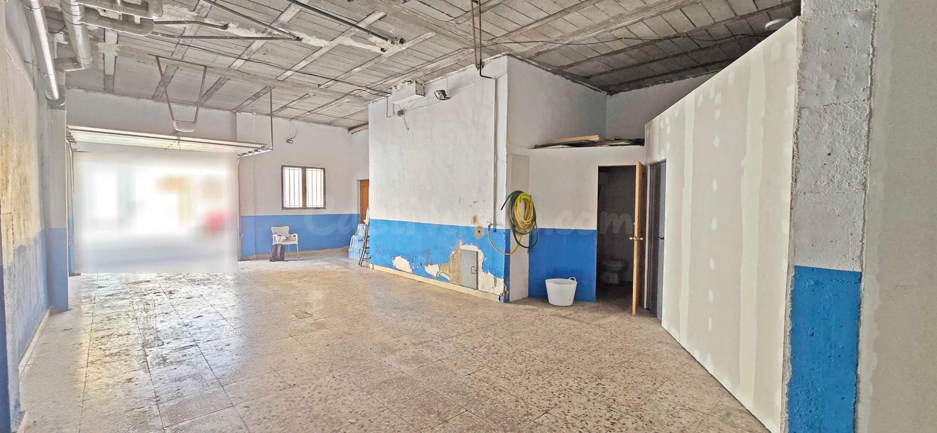 SE VENDE LOCAL-ALMACÉN EN NOVELDA ZONA LAS HORCAS - foto 3