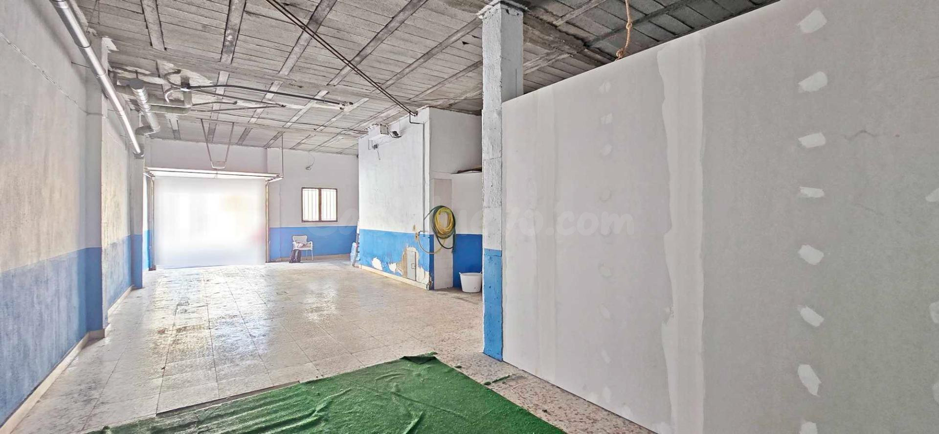 SE VENDE LOCAL-ALMACÉN EN NOVELDA ZONA LAS HORCAS - foto 4