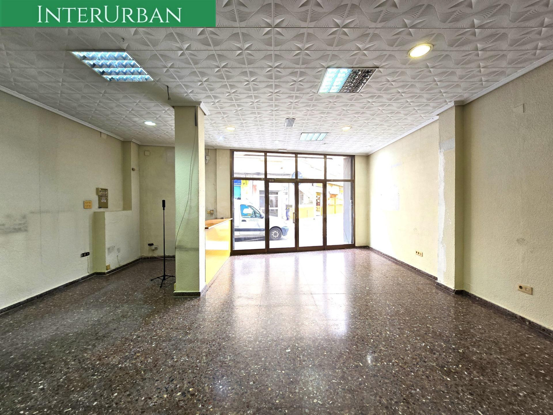Amplio Bajo Comercial con 178 m2 en alquiler en Llíria – Zon - foto 3