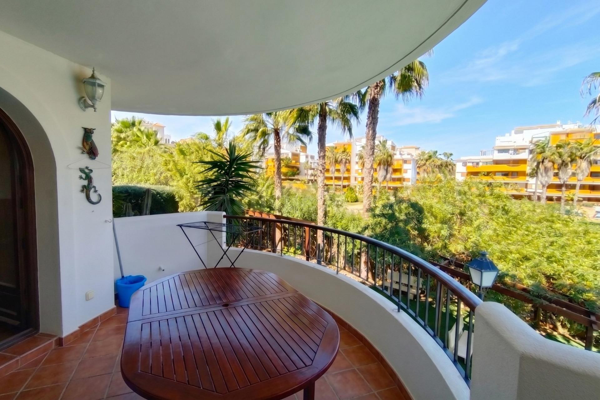 Exclusivo Apartamento en Punta Prima con Vistas despejadas